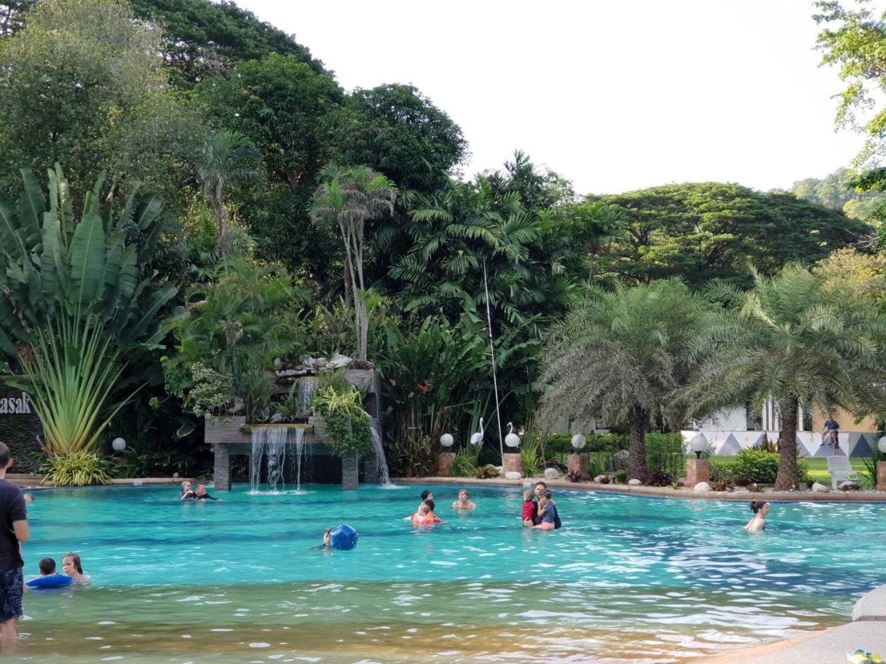 Supalai Pasak Resort Hotel And Spa Kaeng Khoi Exterior foto